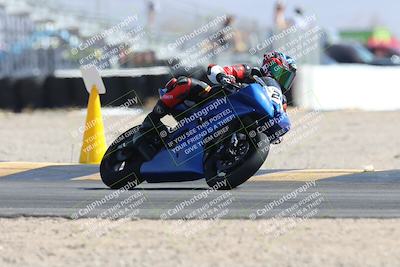 media/Apr-20-2025-CVMA (Sun) [[39090e8767]]/Race 2-Supersport Middleweight/